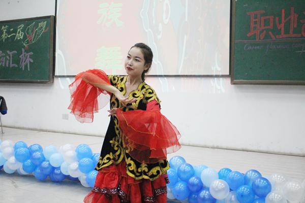 串场舞蹈__.jpg