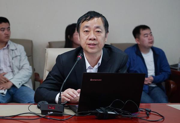 蔡建辉校长作汇报__.jpg