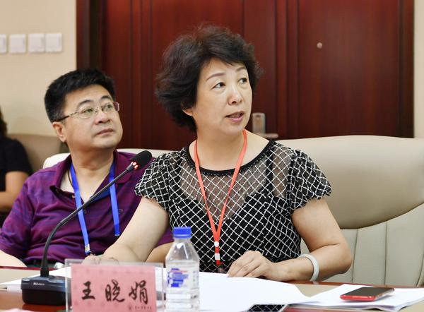 吉林市卫生计生委副主任王晓娟汇报情况___.jpg
