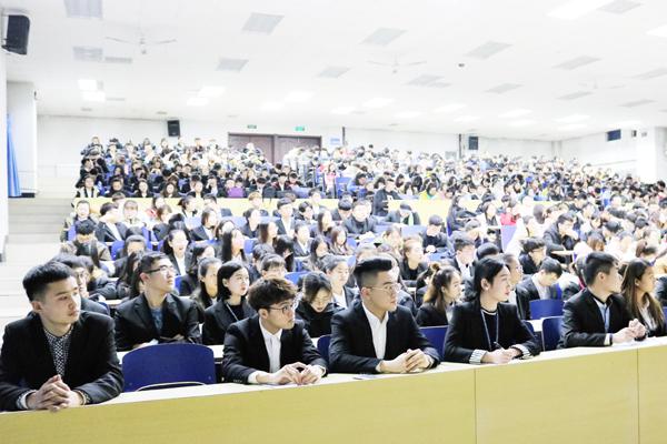 现场观众__.jpg