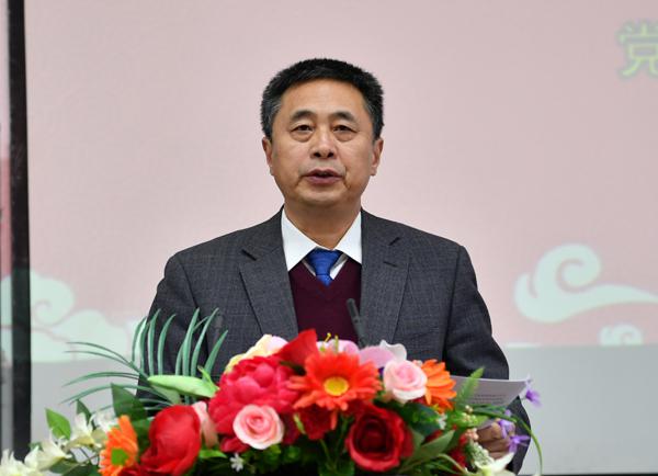 3张印副书记宣读表彰通报__.jpg