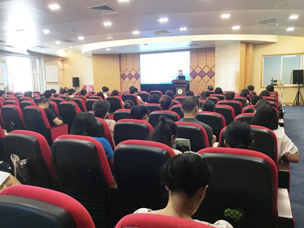 讲座现场__.jpg