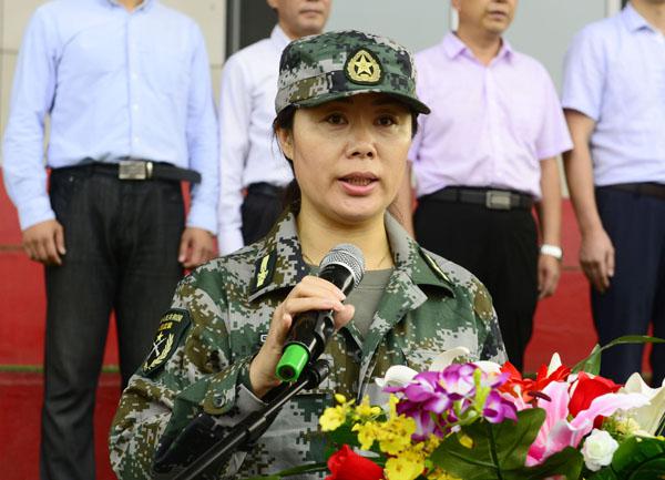 杨红部长宣读文件__.jpg
