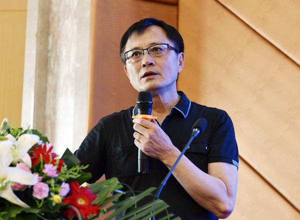 宋海波副会长作报告___.jpg