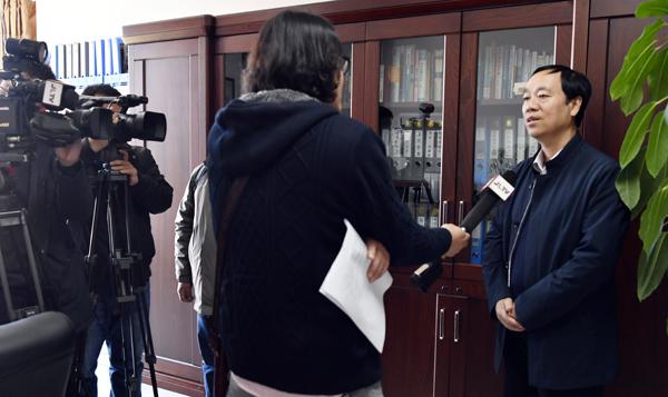 学校校长蔡建辉教授接受记者采访___.jpg