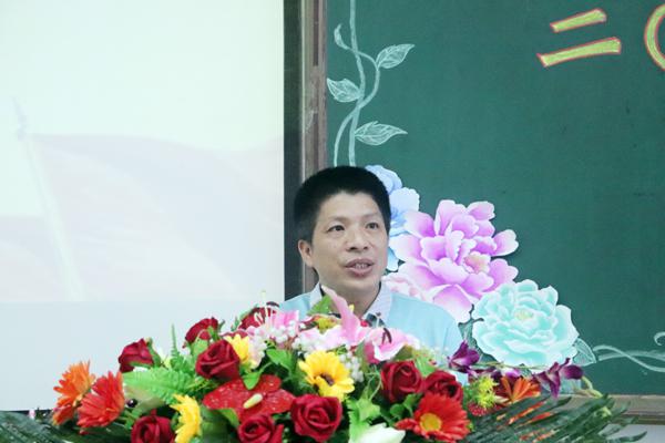 徐卫东部长宣读文件_.jpg