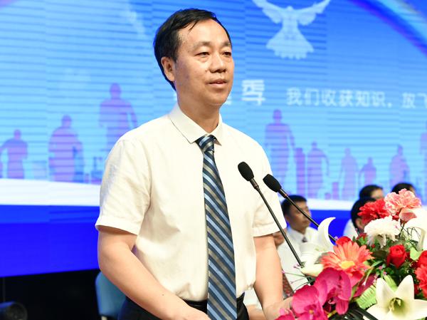 蔡建辉校长讲话___.jpg