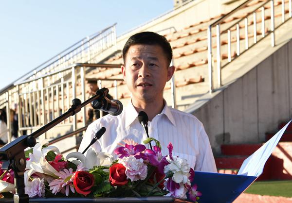 3金连海处长宣读表彰通报__.jpg