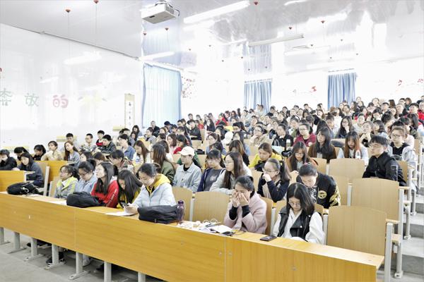 活动现场__.jpg