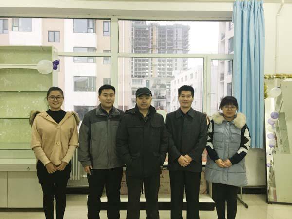合影留念__.jpg