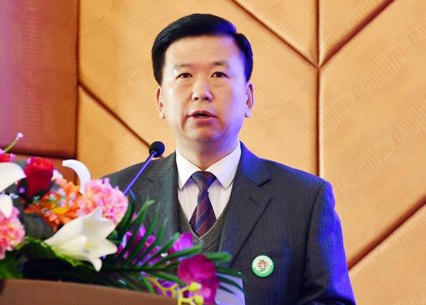 我校党委书记郑永奎致欢迎辞___.jpg