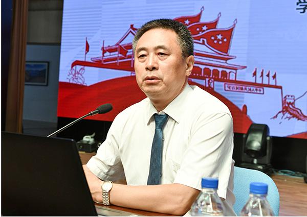 1张印副书记作报告__.jpg