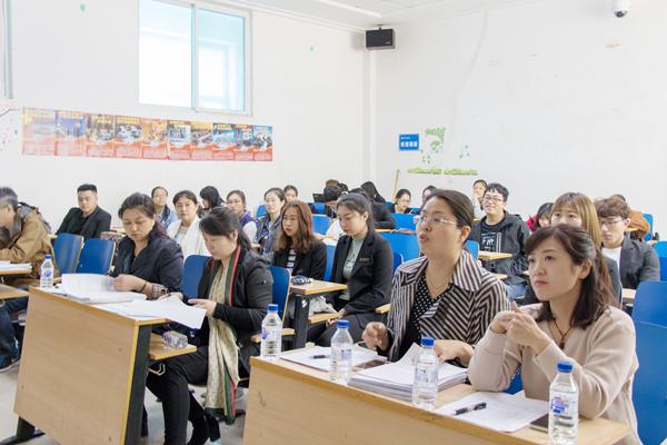 与会嘉宾__.jpg