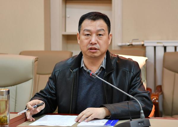 王柳行副校长主持会议__.jpg