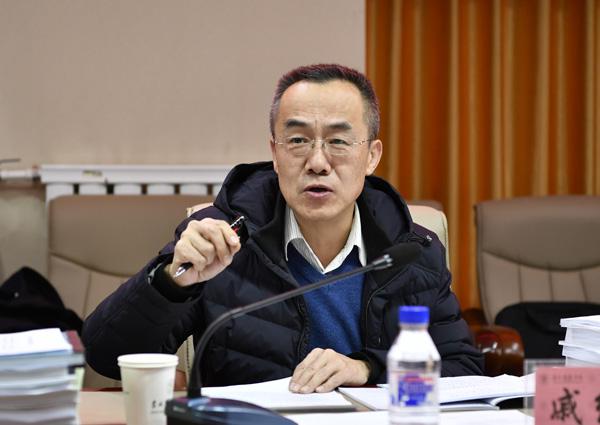 戚继忠组长主持答辩会__.jpg