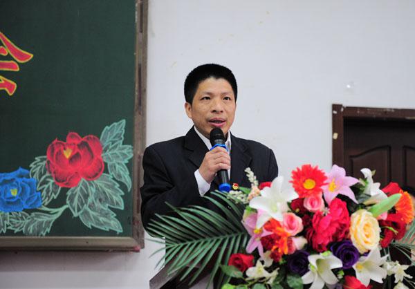 徐卫东部长宣读表彰通报__.jpg