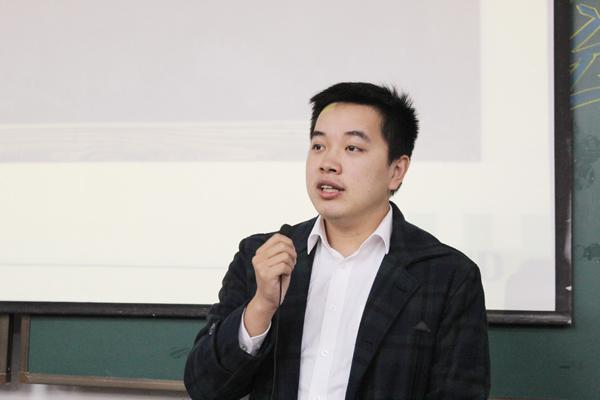 老师进行宣讲__.jpg