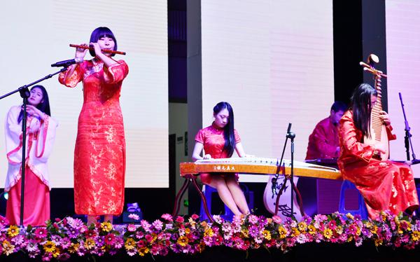 才艺表演《青春接力》___.jpg
