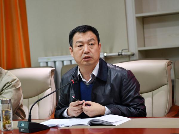 王柳行副校长主持会议__.jpg