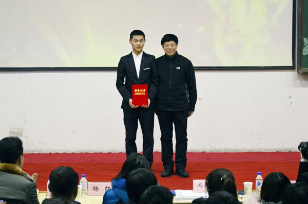 获奖合影__.jpg