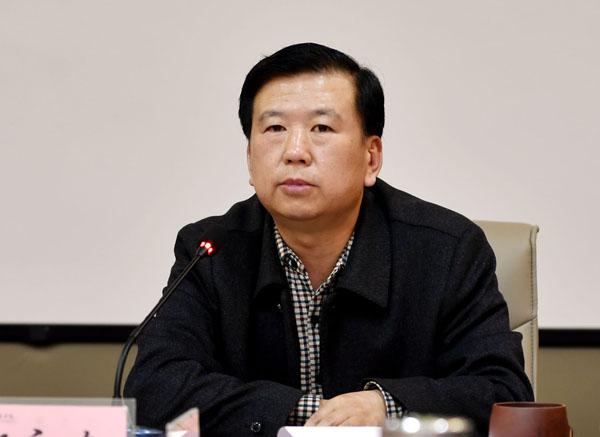 学校党委书记郑永奎讲话__.jpg
