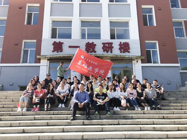 集体合影留念__.jpg