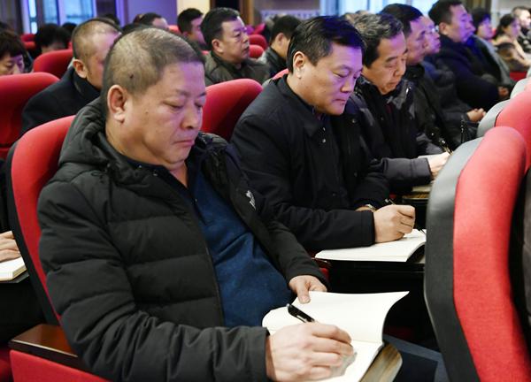 学员们认真听记___.jpg