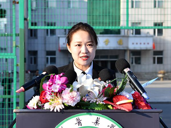 刘思辰同学代表学生发言___.jpg