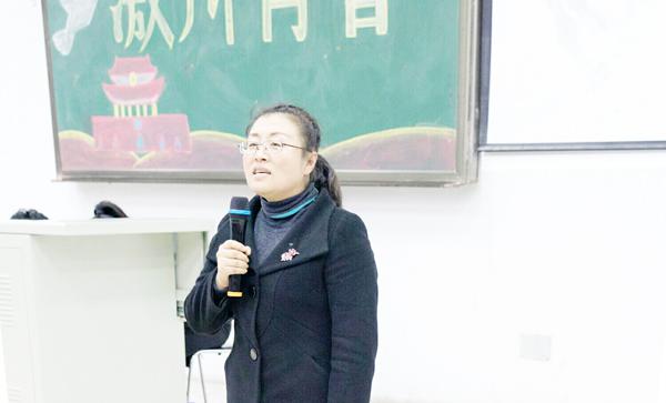 李卉教授做点评__.jpg