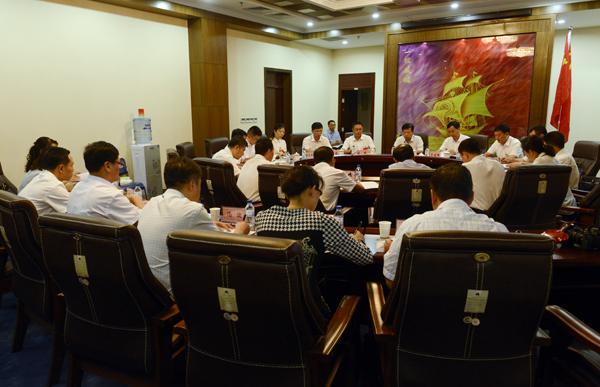 主席团成员会议现场___.jpg