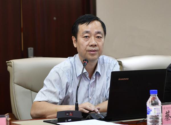 蔡建辉校长作汇报__.jpg