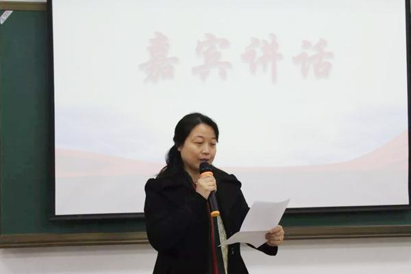 吉林医药学院校团委胡晋书记为本次开班仪式做总结__.jpg