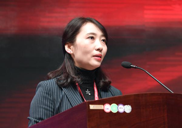 郭敏科长主持活动___.jpg