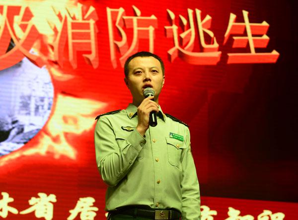 王乾旭教官作培训__.jpg