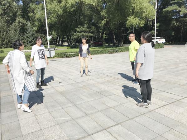 户外活动现场(2)__.jpg