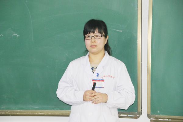 与学生互动__.jpg