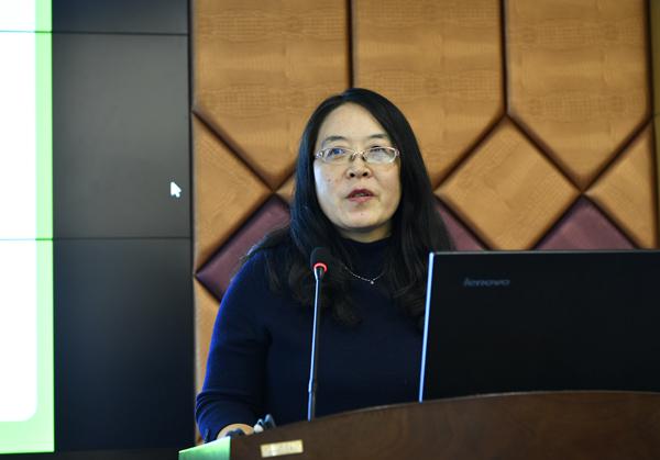 傅伟韬老师作汇报交流__.jpg