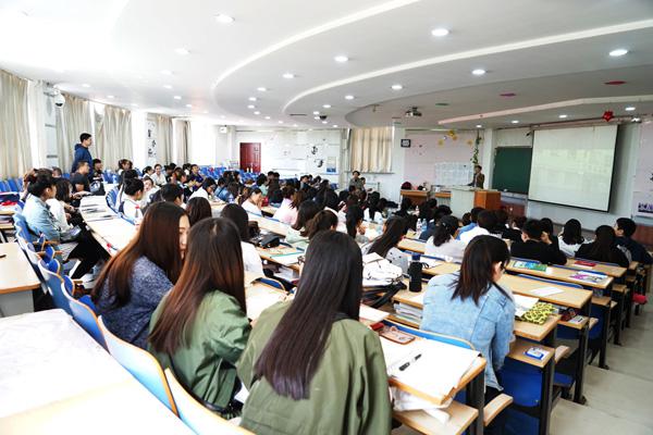 活动现场__.jpg