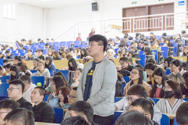 同学提问__.jpg
