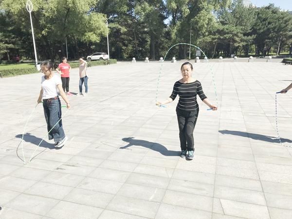户外活动现场__.jpg