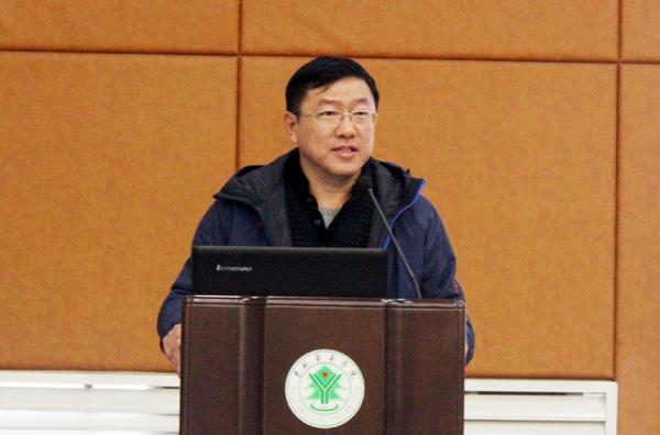 管理学院院长王辉致辞___.jpg