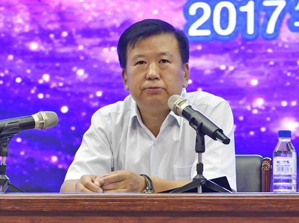 郑永奎书记作报告__.jpg