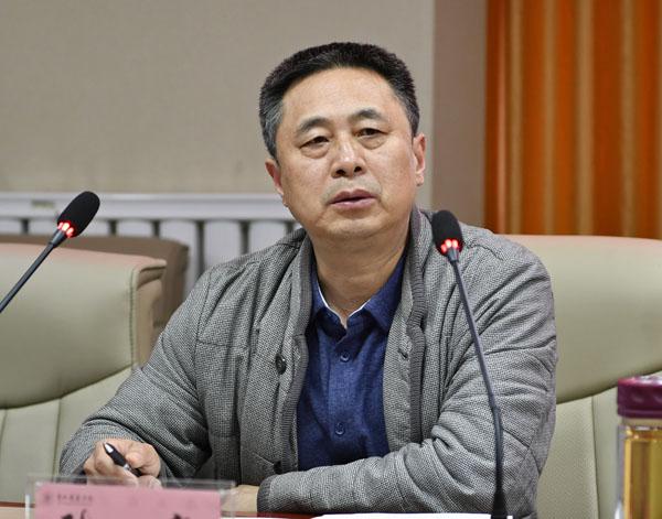 学校党委副书记张印讲话__.jpg