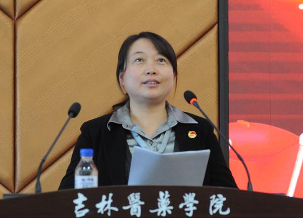 2我校团委书记胡晋致闭幕词__.jpg