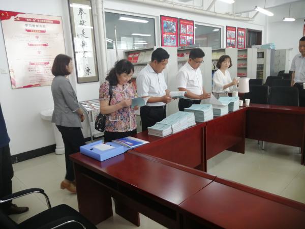 检查组到检验学院考察实习实训工作.jpg