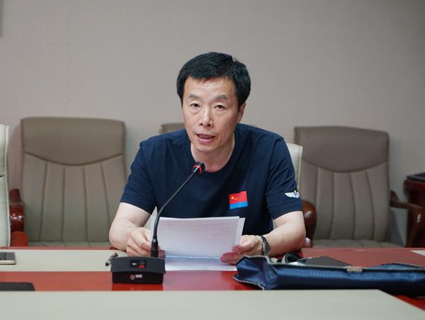 任旷教授主持2017上半年教学督导例会__.jpg
