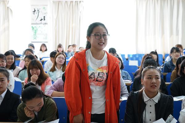 现场提问__.jpg