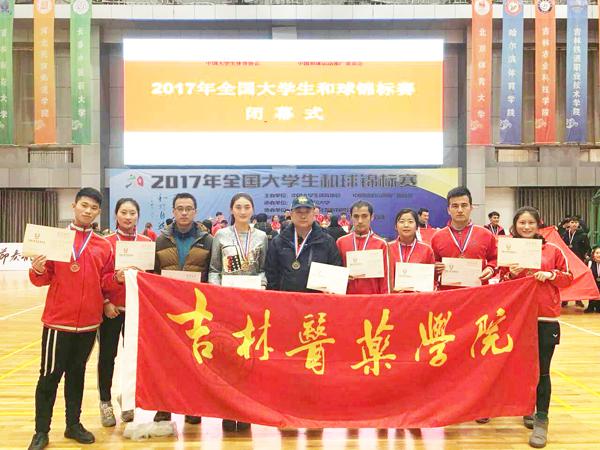 教师、运动员合影__.jpg
