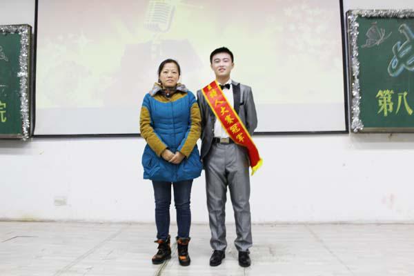 获奖合影__.jpg