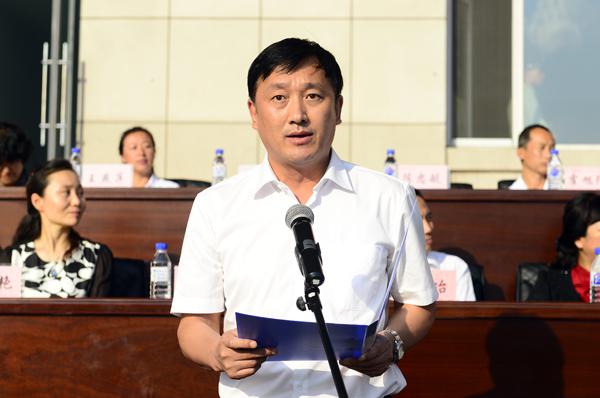 林长英副校长宣读通报___.jpg